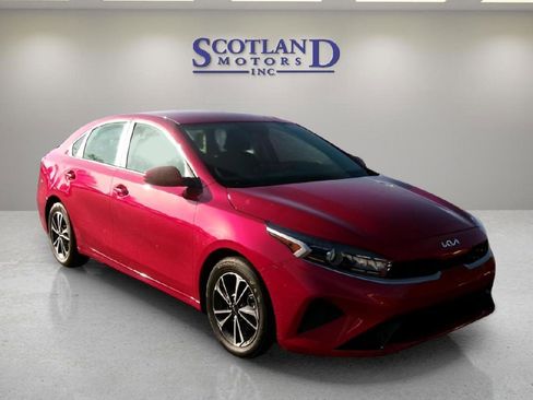 Used 2024 Kia Forte LXS image 4