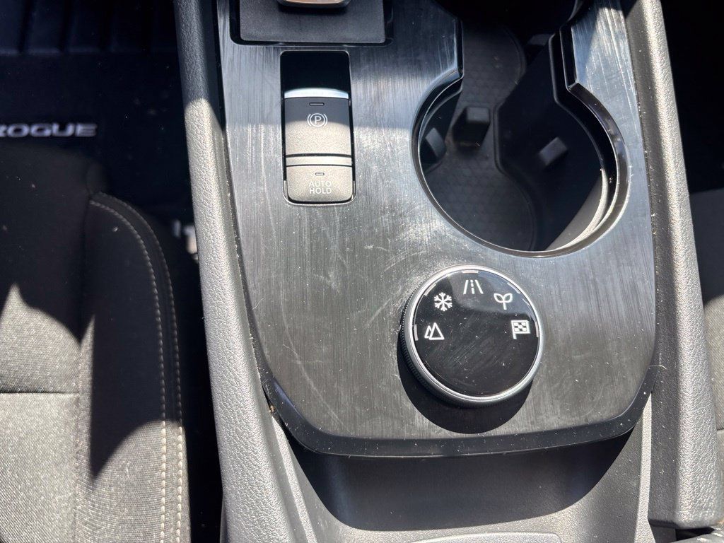 Certified 2026 Nissan Rogue S AWD/4WD image 13