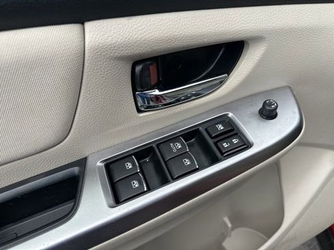 Used 2015 Subaru Crosstrek 2.0i Premium w/ Moonroof Package AWD/4WD image 11