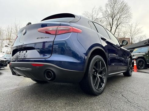 Used 2020 Alfa Romeo Stelvio AWD w/ Nero Edizione image 12
