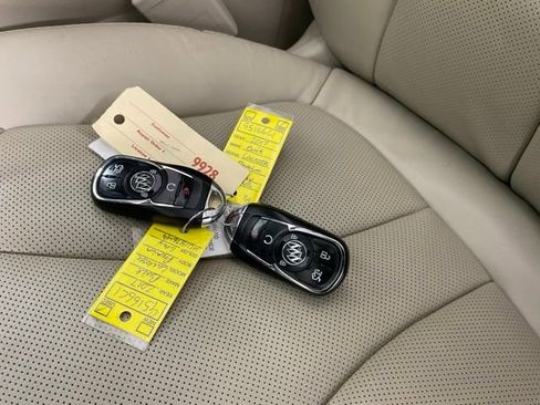 Used 2017 Buick LaCrosse Premium w/ Dynamic Driver Package FWD image 51