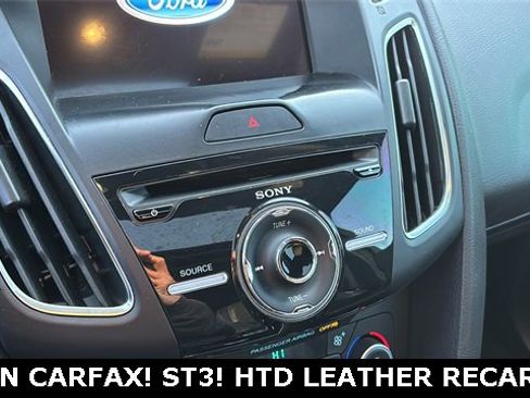 Used 2018 Ford Focus ST w/ Equipment Group 402A image 16