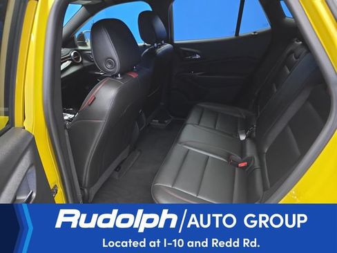 Used 2025 Chevrolet Trax RS w/ Sunroof Package FWD image 23