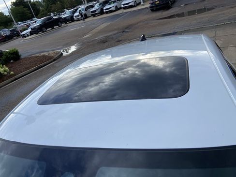 Used 2024 Honda Accord Sport image 37