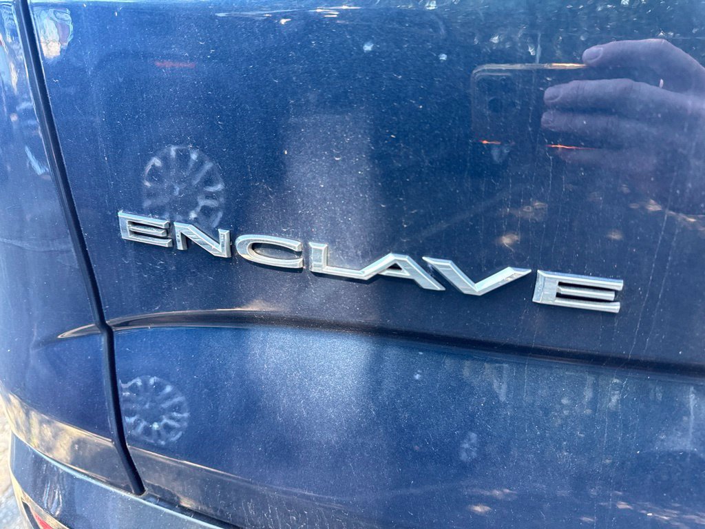 Used 2024 Buick Enclave Essence w/ Experience Buick Package FWD image 26