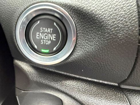 Certified 2022 Buick Encore GX Select w/ Sport Touring Package image 25