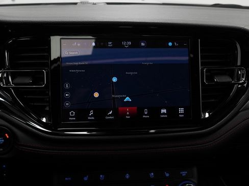 Certified 2025 Dodge Durango GT image 35