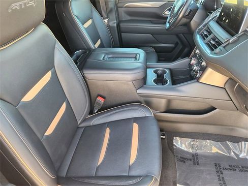 Used 2022 GMC Yukon AT4 image 14