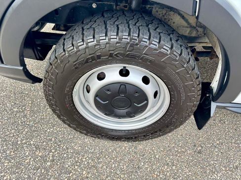 Used 2019 Ford Transit 250 148 Medium Roof image 43