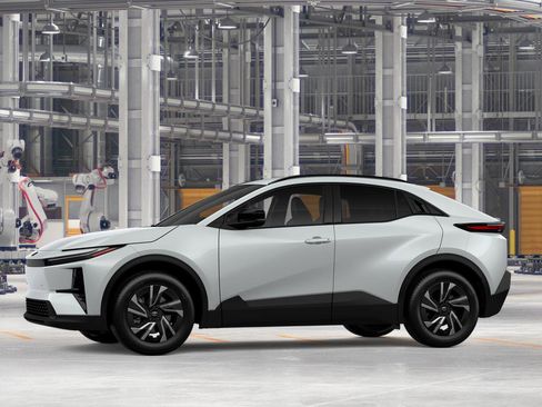 New 2026 Toyota C-HR AWD/4WD image 5
