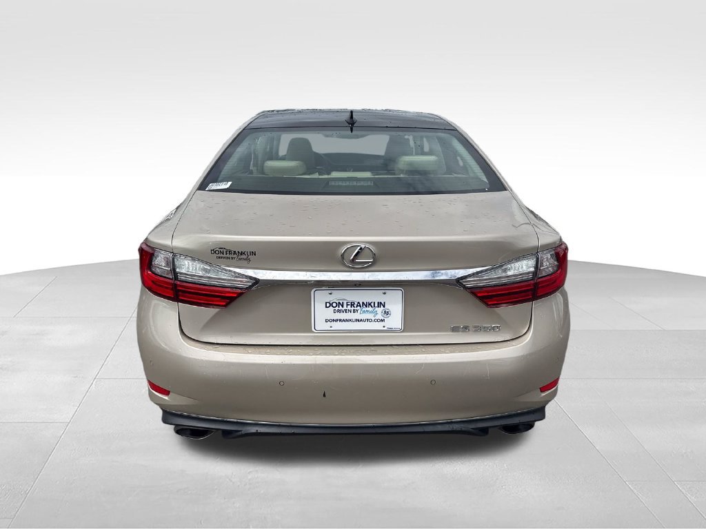 Used 2018 Lexus ES 350 w/ Luxury Package w/Wood Trim FWD image 4