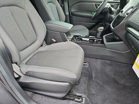 New 2026 Subaru Forester Touring AWD/4WD image 13