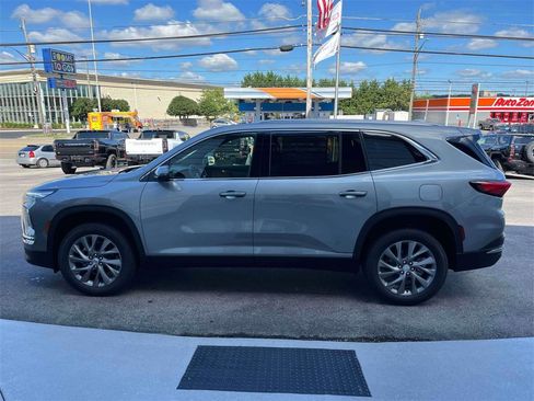 New 2026 Buick Enclave Preferred w/ LPO, Floor Liner Package image 6