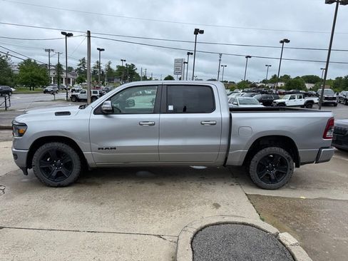 Used 2020 RAM 1500 Big Horn AWD/4WD image 10