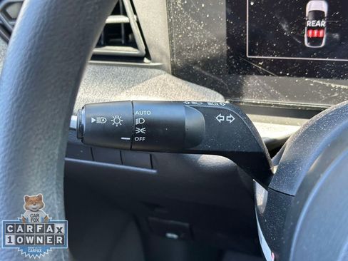 Used 2025 Nissan Kicks SV AWD/4WD image 22