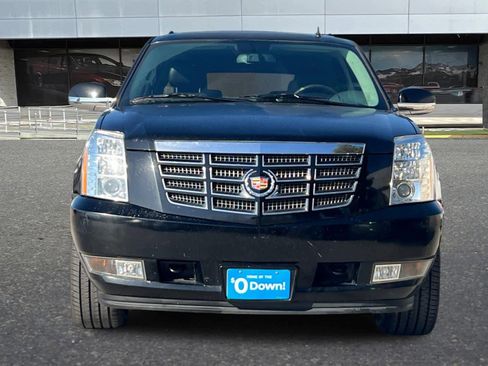 Used 2014 Cadillac Escalade Luxury image 11