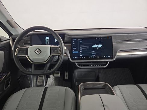 Used 2023 Rivian R1S Launch Edition AWD/4WD image 26