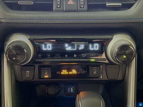 Used 2025 Toyota RAV4 XSE image 26