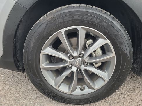 Used 2019 Hyundai Santa Fe XL SE w/ SE Premium Package 02 AWD/4WD image 11