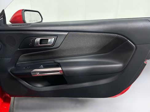 Used 2024 Ford Mustang Coupe image 30