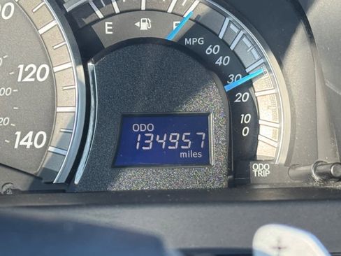 Used 2013 Toyota Camry SE image 21