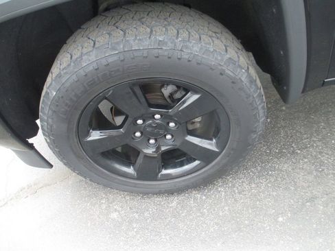 Used 2019 GMC Sierra 1500 Limited w/ Elevation Edition AWD/4WD image 14