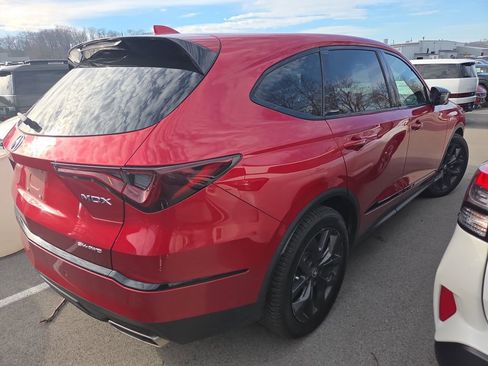 Used 2022 Acura MDX A-Spec image 5