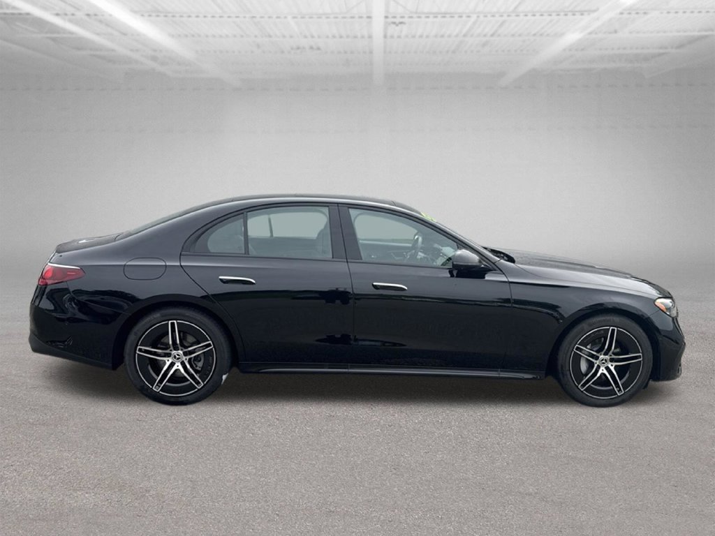 Used 2026 Mercedes-Benz E 350 4MATIC Sedan image 6