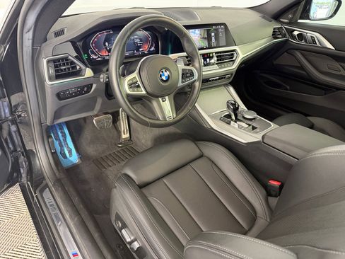 Used 2023 BMW 430i Coupe w/ M Sport Package RWD image 4