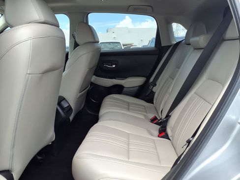 Certified 2024 Honda HR-V EX-L image 12