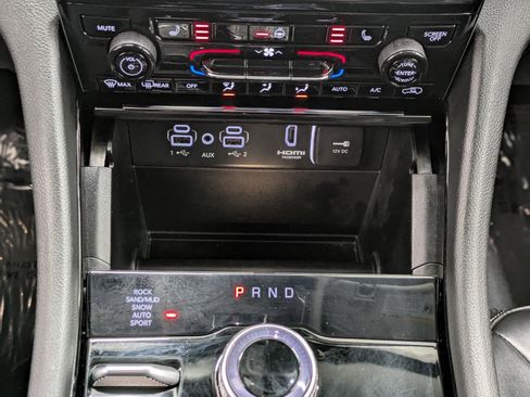 Used 2023 Jeep Grand Cherokee 4WD 4xe image 37