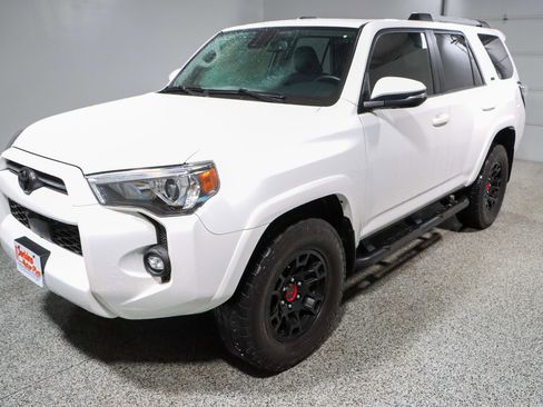Used 2024 Toyota 4Runner SR5 Premium w/ Moonroof Package AWD/4WD image 35