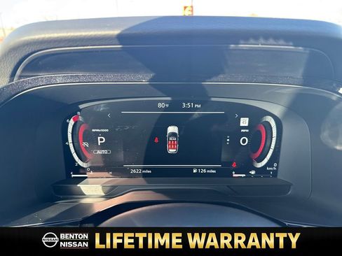 Used 2025 Nissan Pathfinder Platinum w/ Black Appearance Package image 17