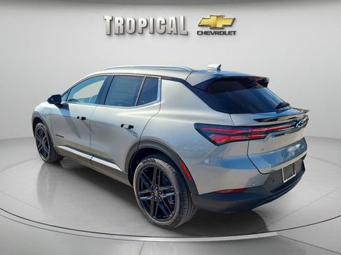 New 2026 Chevrolet Equinox EV LT w/ LPO, Blackout Package FWD image 3