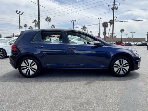 Used 2016 Volkswagen e-Golf SE FWD image 6