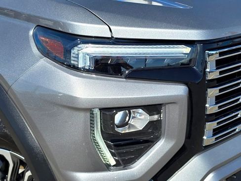 Used 2023 GMC Canyon Denali image 29