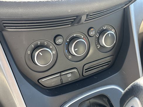 Used 2014 Ford Escape SE FWD image 29