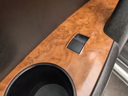 Used 2012 Buick Enclave Premium image 11