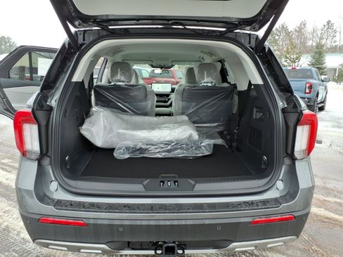 New 2026 Ford Explorer Active w/ Active Comfort Package image 7