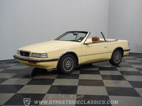 Used 1989 Chrysler TC by Maserati FWD image 5