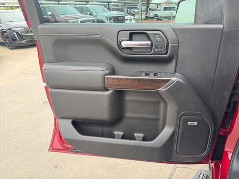 Used 2020 GMC Sierra 1500 SLT image 4