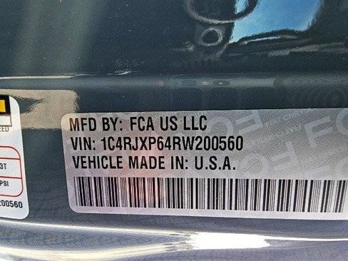 New 2024 Jeep Wrangler Unlimited Sahara w/ Technology Group AWD/4WD image 20