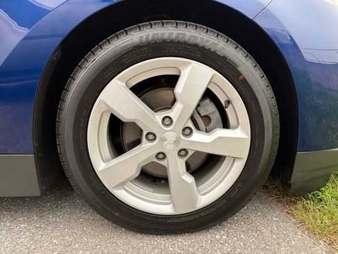 Used 2013 Chevrolet Volt FWD image 7