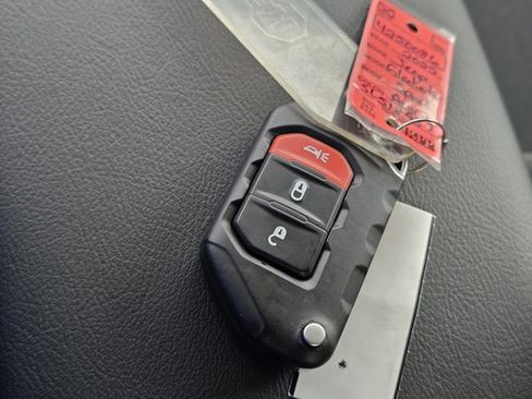 New 2025 Jeep Gladiator Sport image 61