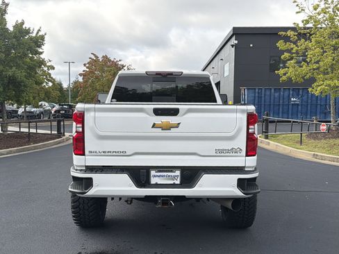 Used 2022 Chevrolet Silverado 3500 High Country w/ Z71 Off-Road Package AWD/4WD image 18