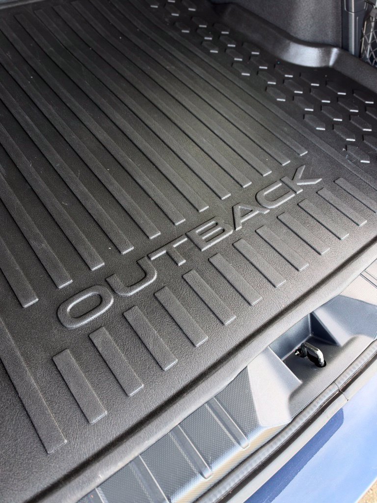 Certified 2024 Subaru Outback Premium AWD/4WD image 40