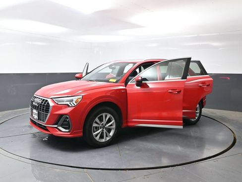 Used 2025 Audi Q3 2.0T Premium AWD/4WD image 59