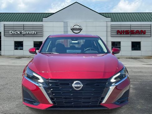 New 2025 Nissan Altima 2.5 SV w/ SV Special Edition Package image 2