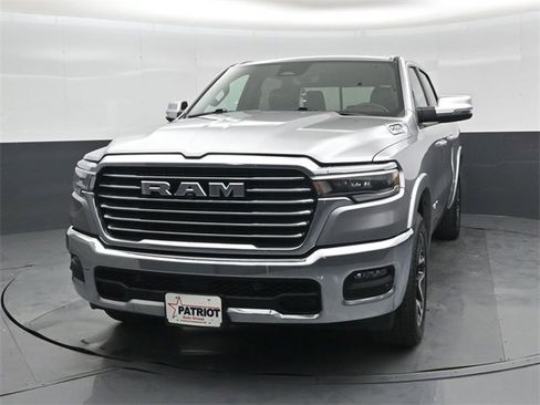 Used 2025 RAM 1500 Laramie image 8