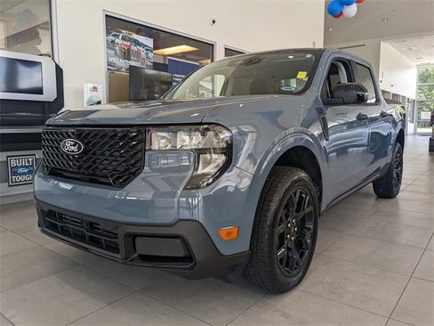 New 2025 Ford Maverick XLT w/ XLT Luxury Package image 18